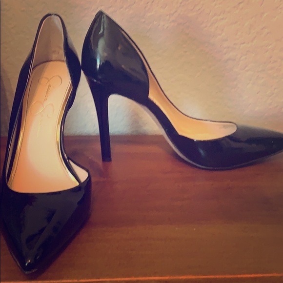 jessica simpson patent pumps